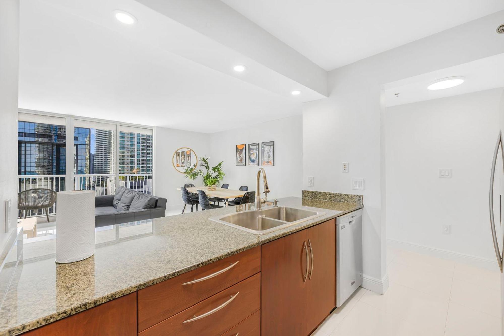 Modern Brickell With Prime Views Appartamento *